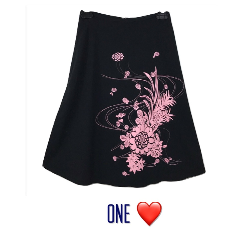 One ❤️ Skirt
